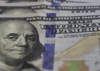 Dólar cai a R$ 5,10 e Bolsa bate recorde com trégua entre EUA e Irã