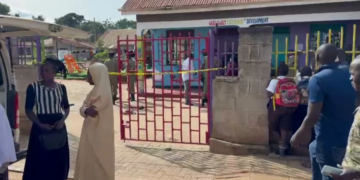Quatro crianças morrem esfaqueadas em creche em Uganda