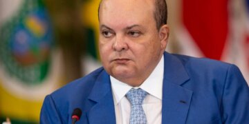 Mendonça desobriga Ibaneis de depor na CPI do Crime Organizado