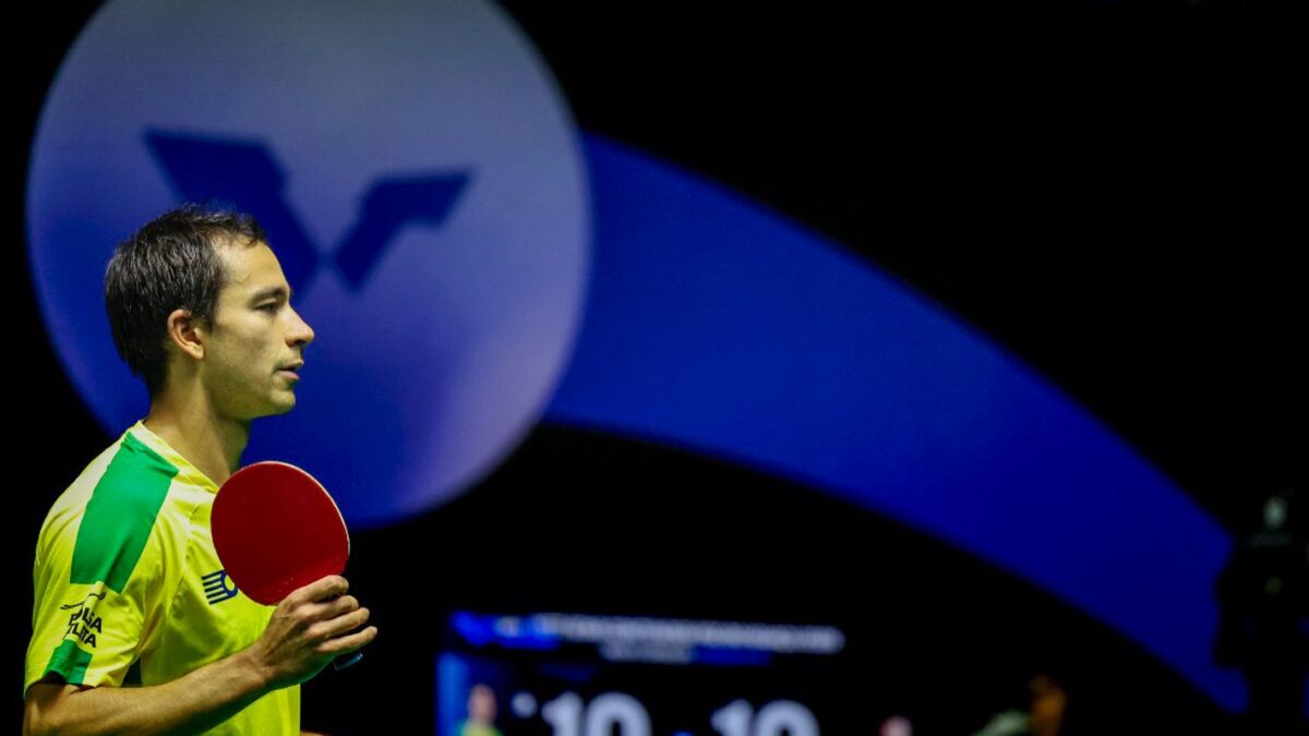 Calderano cai para chinês na semi e leva bronze na Copa do Mundo