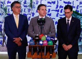 Motta anuncia presidente e relator do fim da escala 6×1 na comissão especial