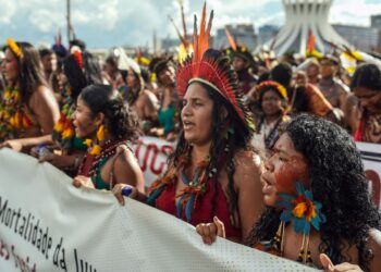 Em carta, indígenas veem avanços, mas cobram demarcações e proteção