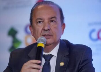 Pais poderão proibir filhos de ter ‘atividades sobre igualdade de gênero’ em escolas de SC