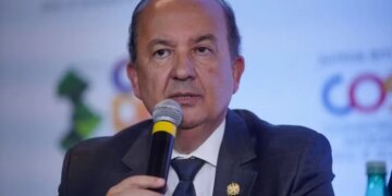 Pais poderão proibir filhos de ter ‘atividades sobre igualdade de gênero’ em escolas de SC