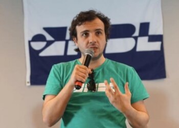 Justiça manda Renan Santos remover vídeo em que chama Wesley Safadão de ‘ícone da corrupção’