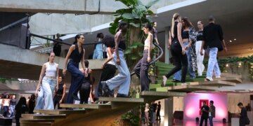 Confira os desfiles gratuitos que o Metrópoles Catwalk apresenta nesta terça (7/4)