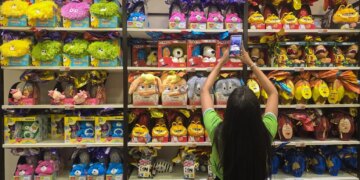 Mais da metade dos brasileiros vai comemorar a Páscoa com barra de chocolate