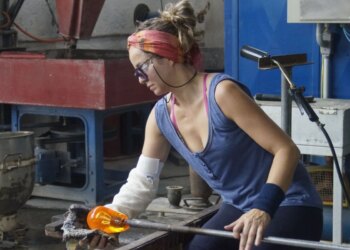 Patricia Bagniewski integra exposição Constelações Contemporâneas