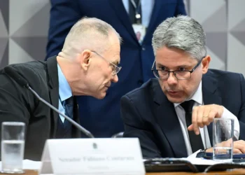 CPI do Crime Organizado pede indiciamento de ministros do STF e sugere intervenção federal no Rio