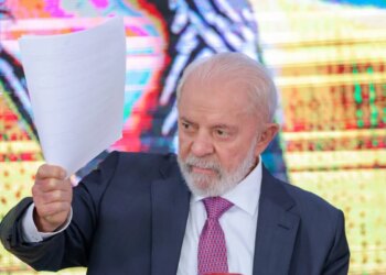 Em meio a um impasse, Lula prepara sugestões ao PL das Terras Raras na Câmara