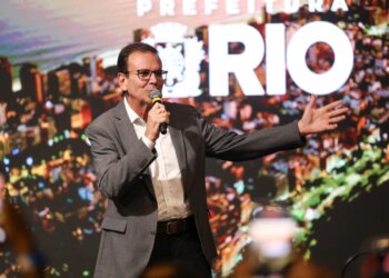 Paes lidera e pode ser eleito em primeiro turno no RJ, mostra Paraná Pesquisas