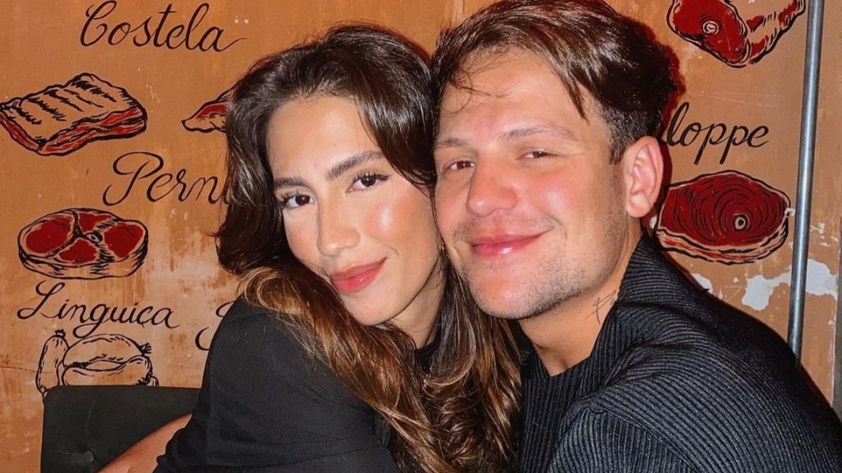 Gabi Brandt e Saulo Poncio reatam relacionamento após quatro anos