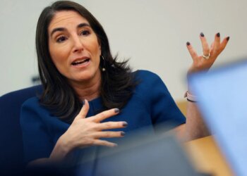Hammack, do Fed, prevê juros estáveis “por um bom tempo”
