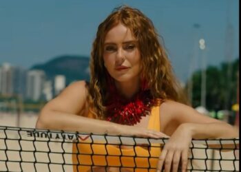Paolla Oliveira viraliza na web e fãs apontam: “Vibe Shakira”