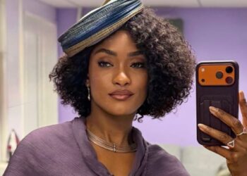 Erika Januza relata comentário racista de ex-namorado: “Chorei”