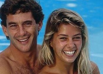 Adriane Galisteu resgata clique com Ayrton Senna e se emociona
