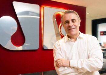 Jovem Pan fecha com ex-SBT para a direção artística