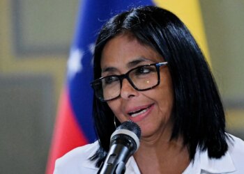 Delcy Rodríguez vai a tribunal da ONU em disputa territorial da Venezuela com a Guiana