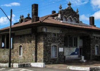 Cafeteria do Pouso de Paranapiacaba tem vista privilegiada para a Baixada Santista