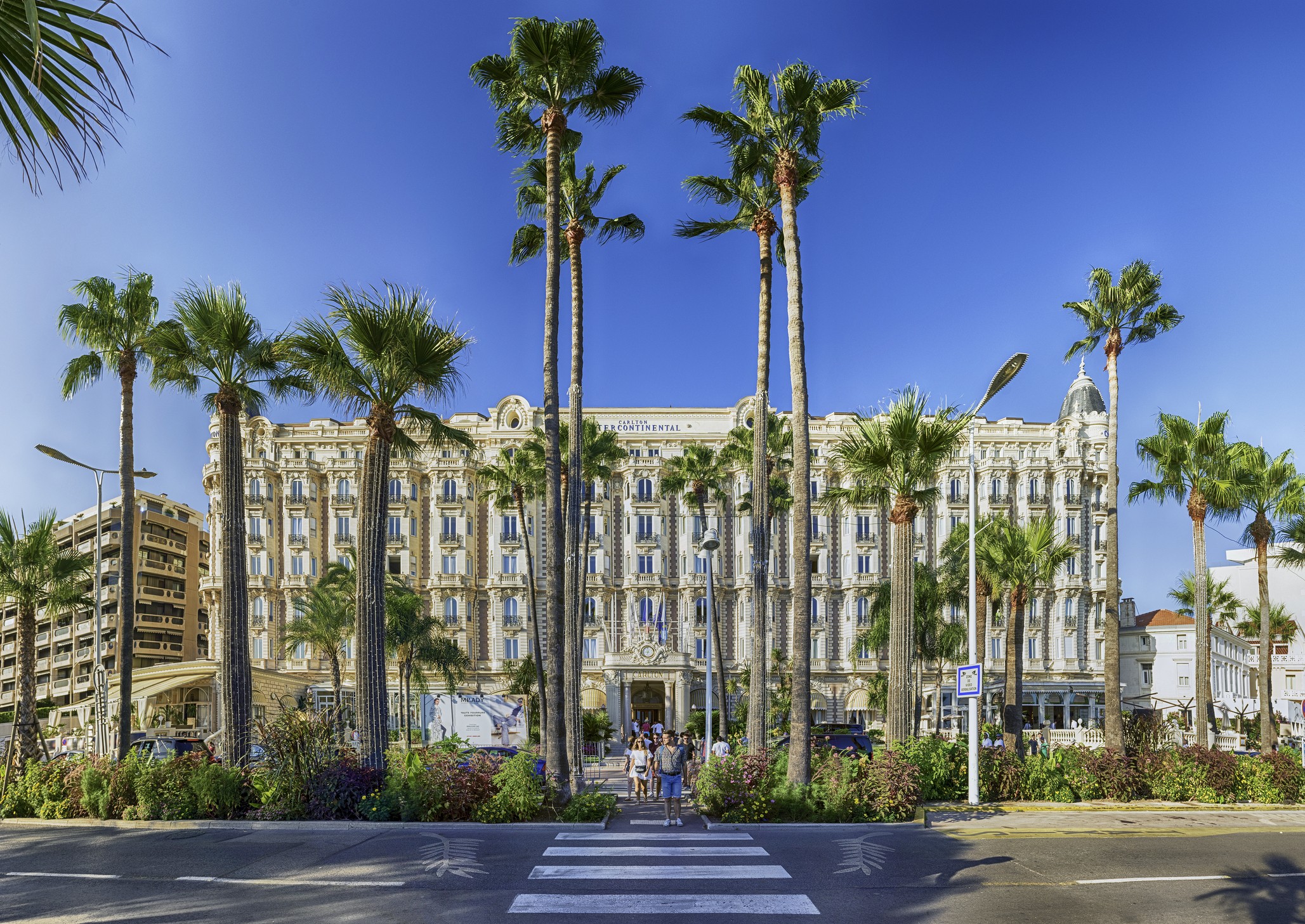 Cannes 2026: os hotéis, restaurantes e beach clubs que o A-list escolhe na Riviera Francesa