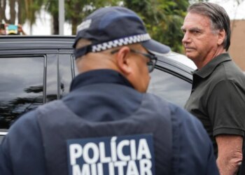 STF começa a julgar habeas corpus para Bolsonaro