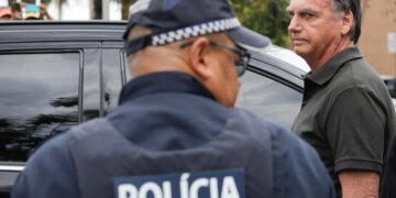 STF começa a julgar habeas corpus para Bolsonaro