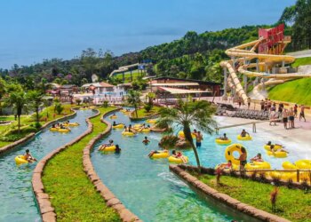 Magic City combina parque aquático, hospedagem e adrenalina a 1h30 de São Paulo