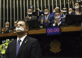 A reação da oposição bolsonarista à decisão de Moraes que suspendeu aplicação da Lei da Dosimetria