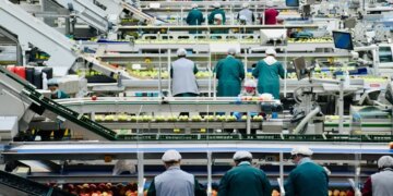 Índice de atividade global cresce em abril, mas preços de insumos preocupam
