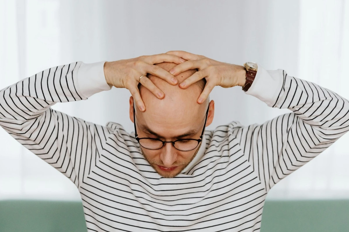 Está ficando calvo? Harvard ensina como amenizar a queda de cabelo