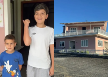 Crianças conquistam a internet ao apresentar casa giratória da bisavó
