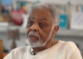 Gilberto Gil anuncia venda de apartamento luxuoso em Copacabana