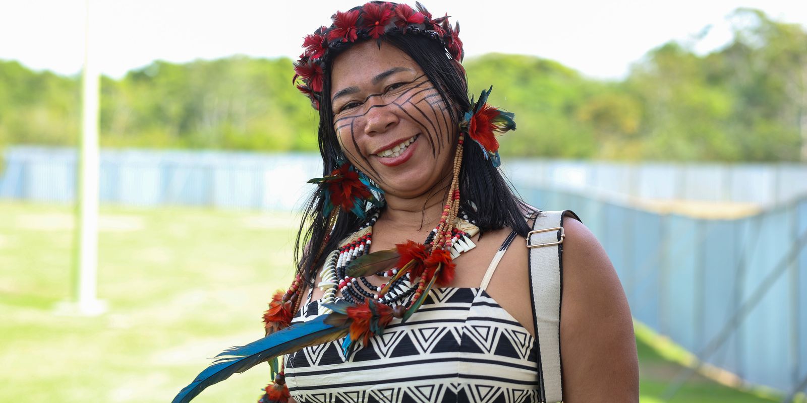 Música e dança Tupinikim marcam início de evento nacional de cultura