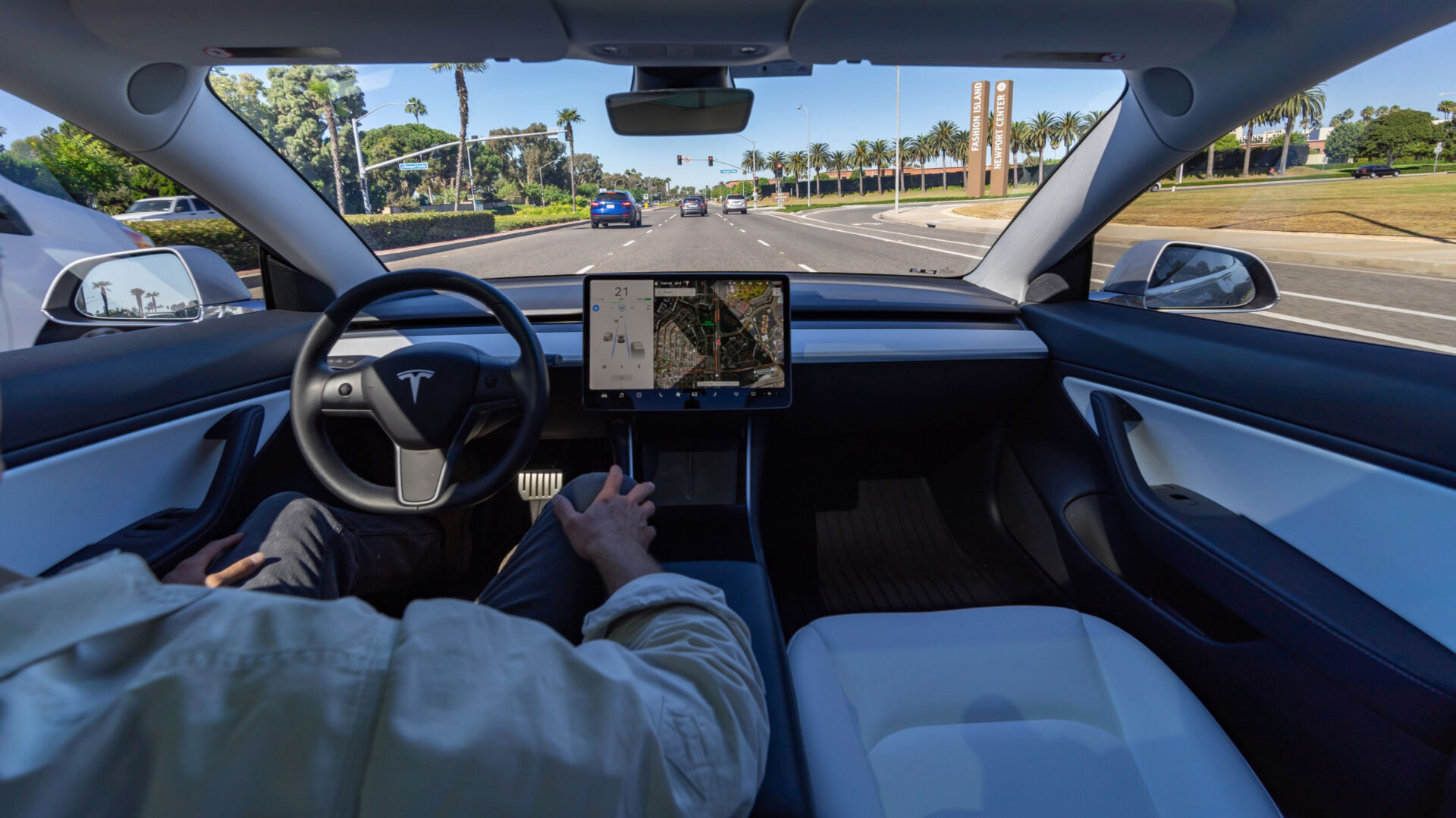 Acidente fatal no Texas revela os riscos do FSD da Tesla em alta velocidade