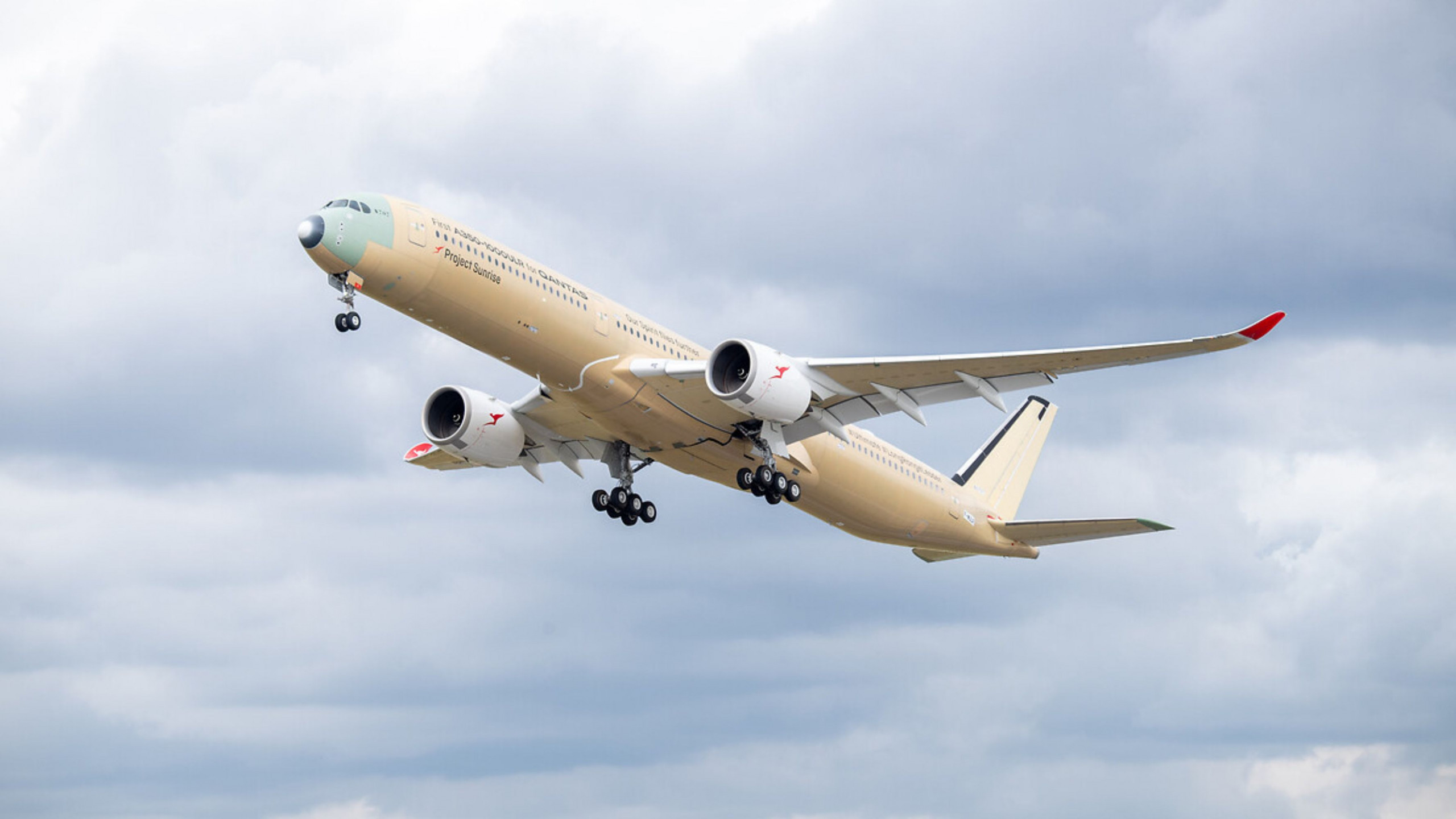 Airbus realiza primeiro voo do A350-1000ULR, o avião com maior alcance do mundo