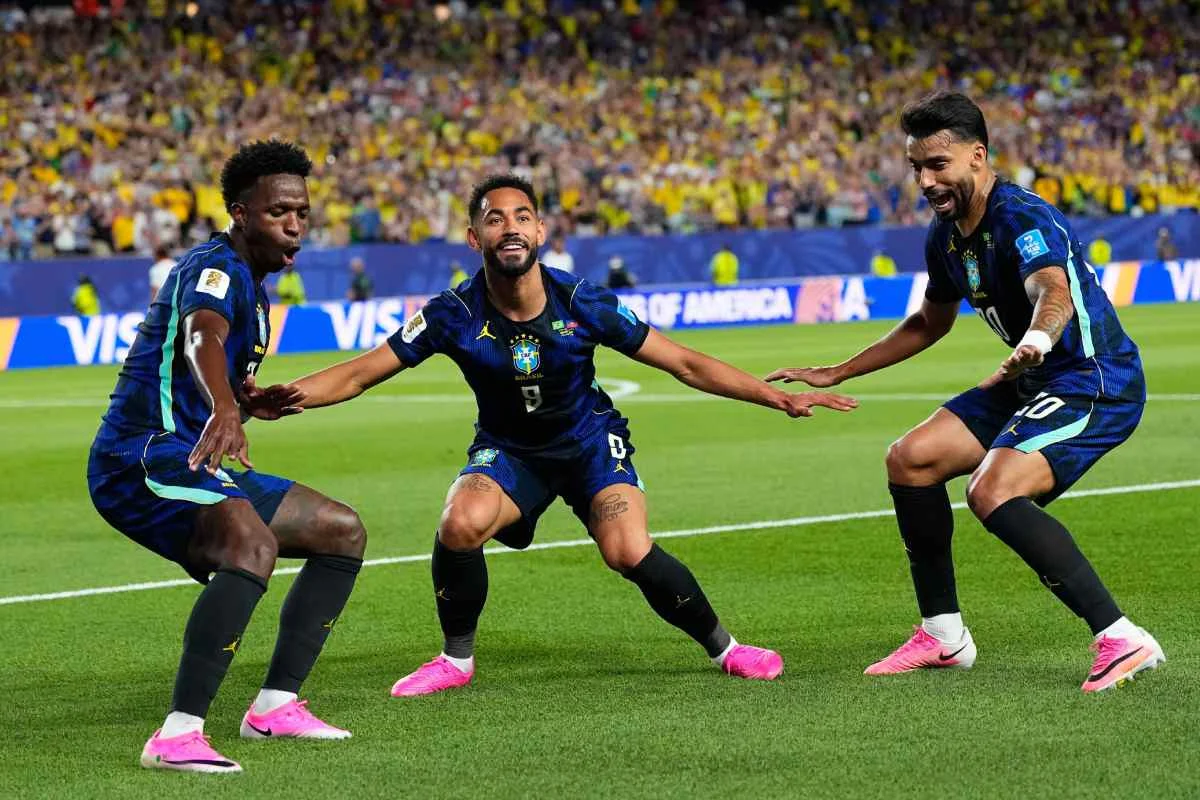 Ancelotti ainda não define ataque da Seleção antes do duelo contra a Escócia
