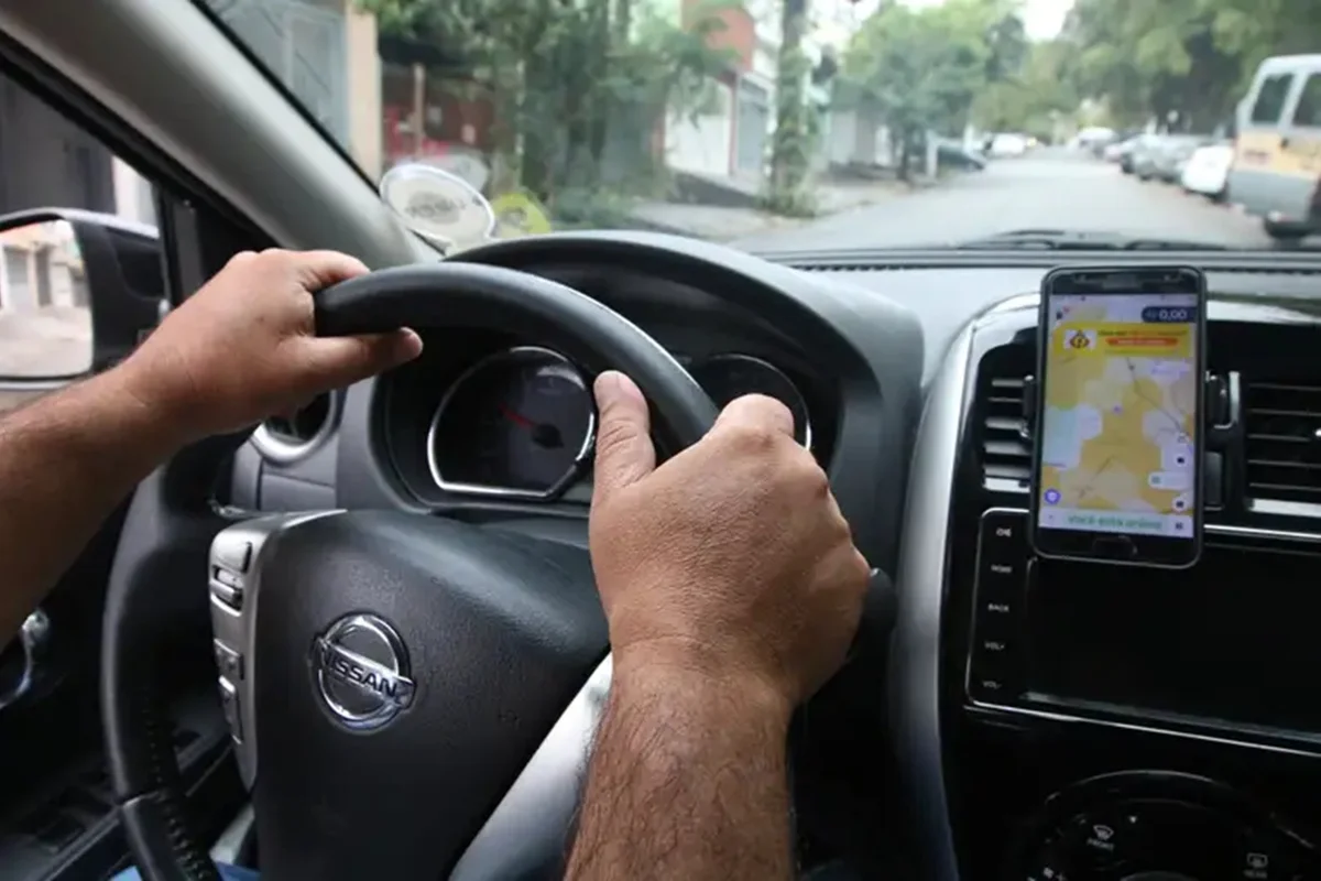 BNDES inicia financiamento para motoristas de app com R$ 30 bilhões disponíveis