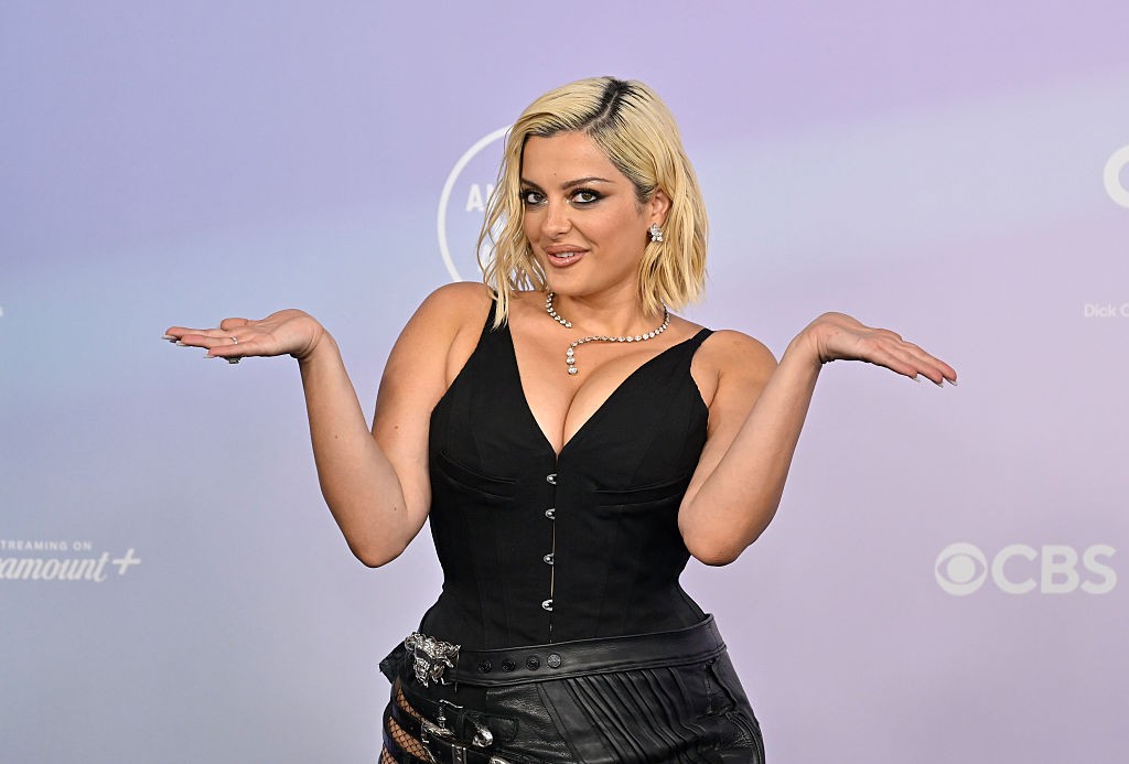 Bebe Rexha busca homem ideal com princípios e boa comunicação para família