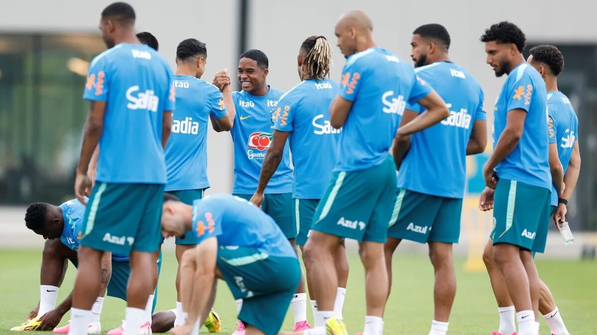 Brasil treina em Houston com Neymar e sem Raphinha antes do duelo contra o Japão