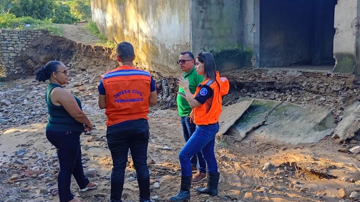 Chuvas em Pernambuco deixam 523 desabrigados e 2.500 desalojados, diz Defesa Civil