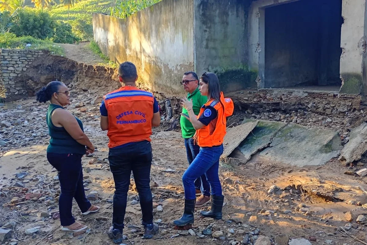 Chuvas em Pernambuco deixam 523 desabrigados e 2.500 desalojados, diz Defesa Civil