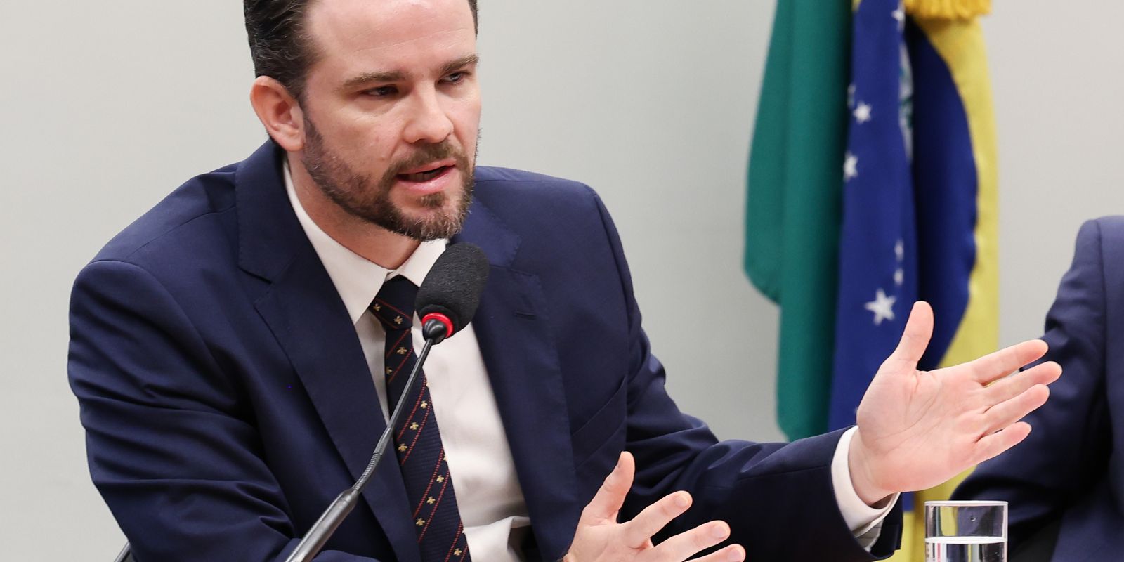Durigan e ministros do STF debatem impacto fiscal das pautas-bomba no Congresso