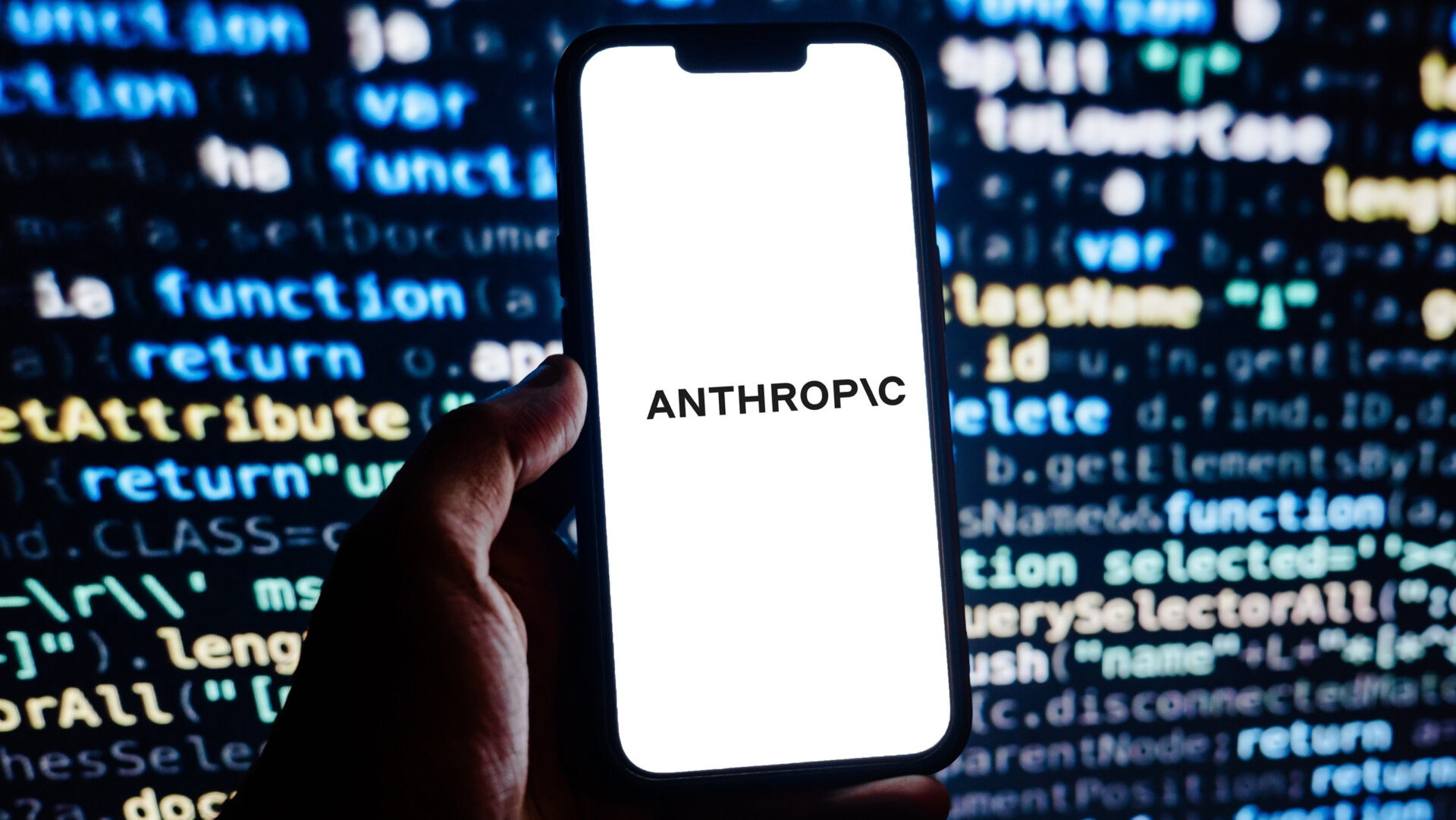EUA autorizam uso parcial do modelo de IA Mythos 5 da Anthropic para 100 empresas