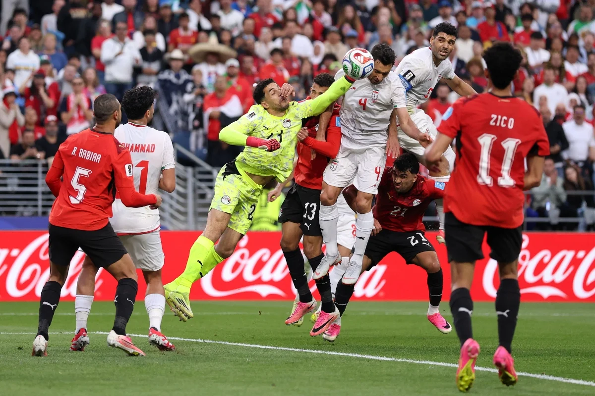 Egito empata com Irã, avança em 2º lugar do Grupo G na Copa do Mundo
