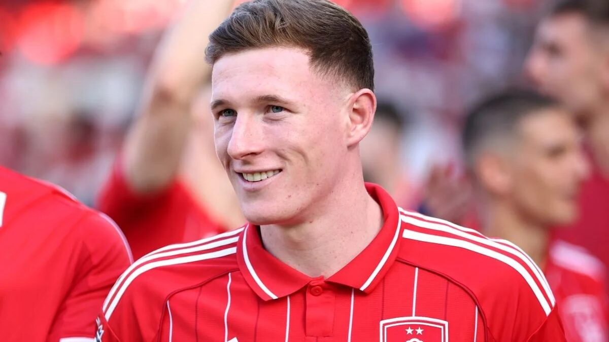 Elliot Anderson, destaque da Inglaterra, é o novo reforço do Manchester City