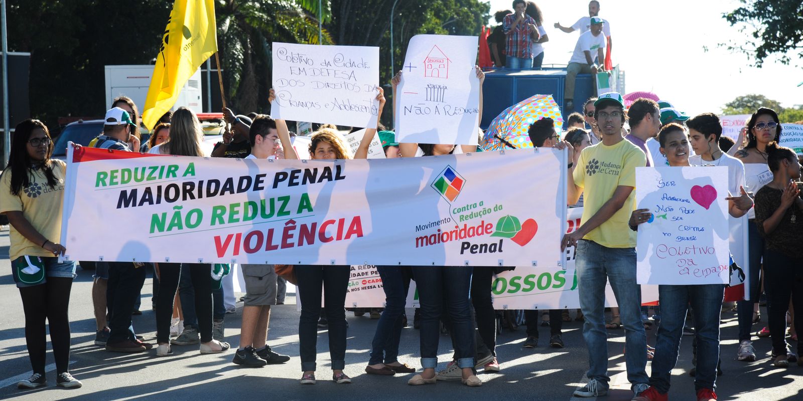 Entidades de direitos humanos reagem à aprovação da redução da maioridade penal na CCJ