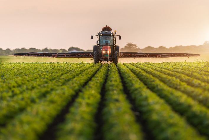 Estudo revela variação de até 77% nos preços de biodefensivos e riscos de subdosagem