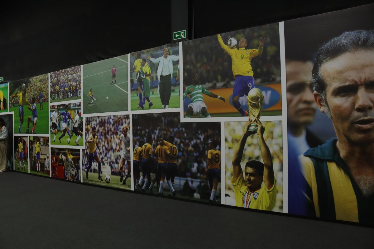 Exposição Brasil em Todas no MIS Experience traz artigos inéditos da CBF e estátua de Pelé