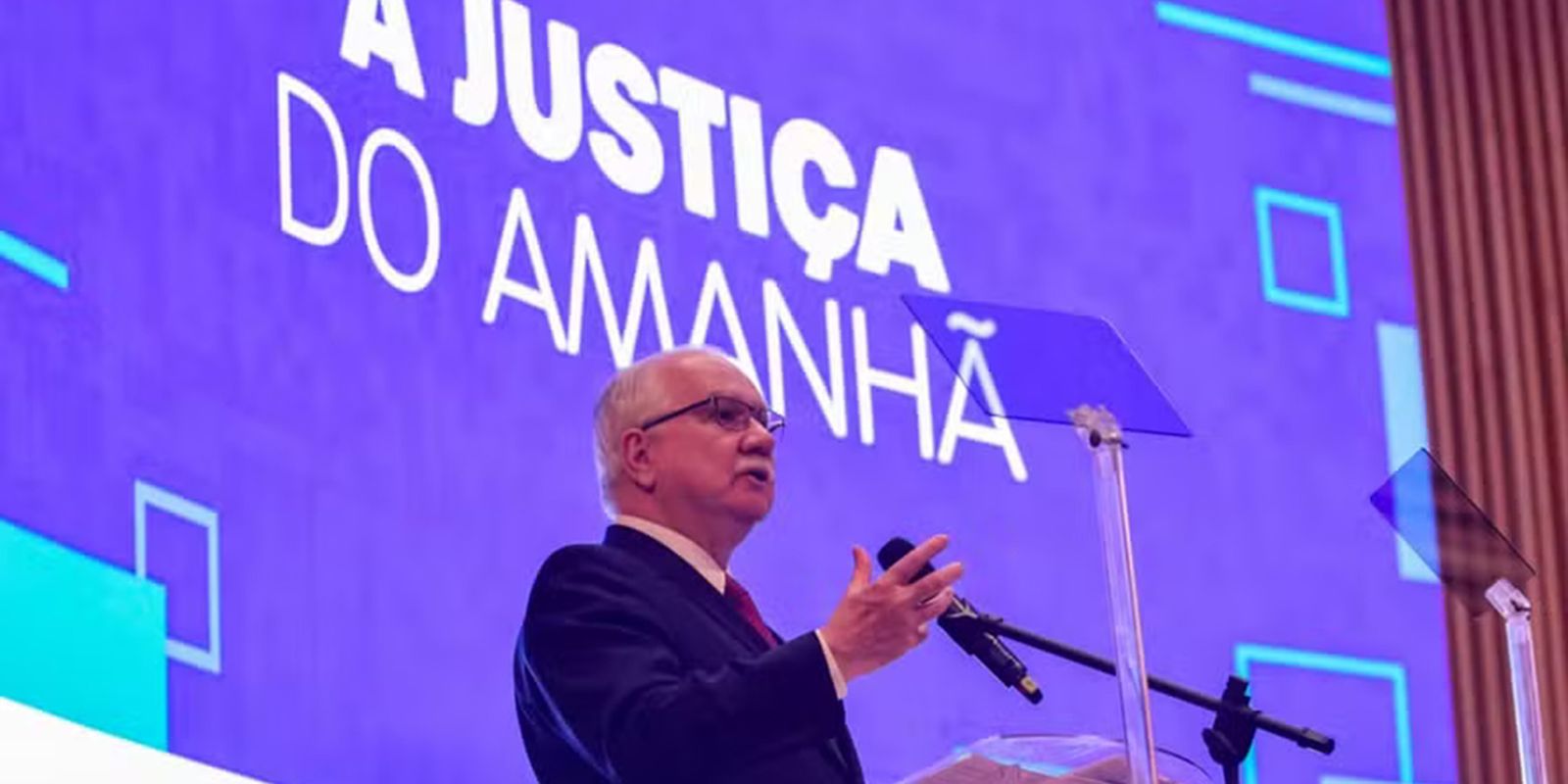 Fachin prevê julgamento de regras para supersalários no STF até junho