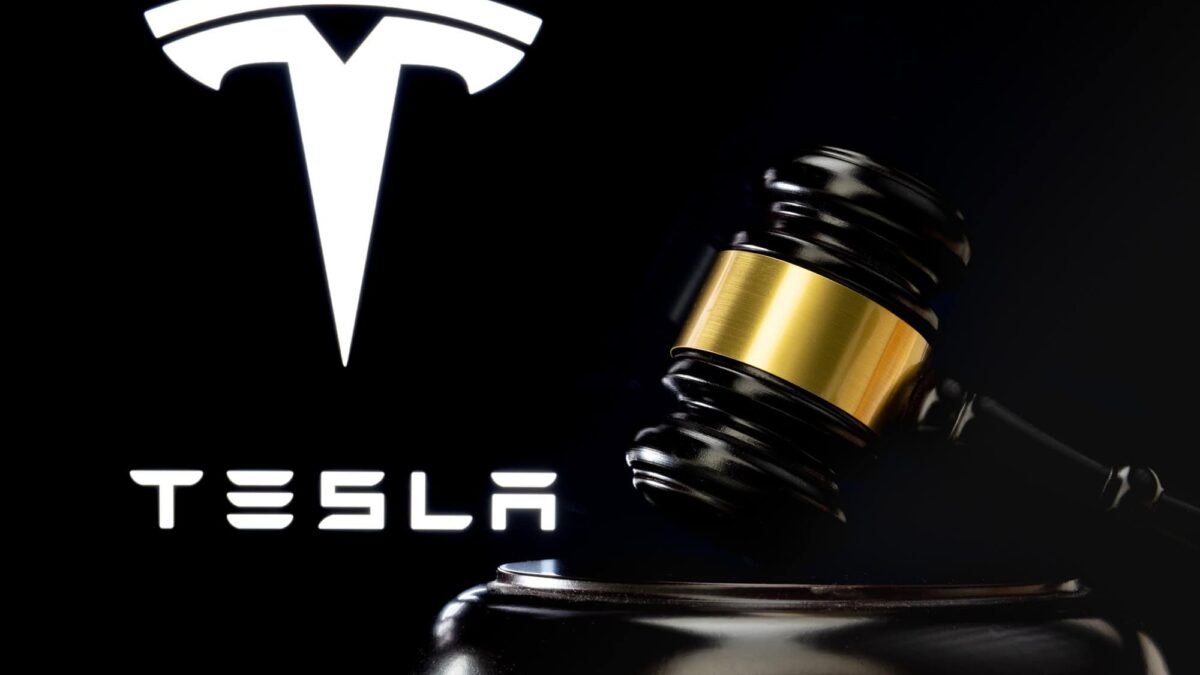 Família processa Tesla após acidente fatal com carro autônomo no Texas